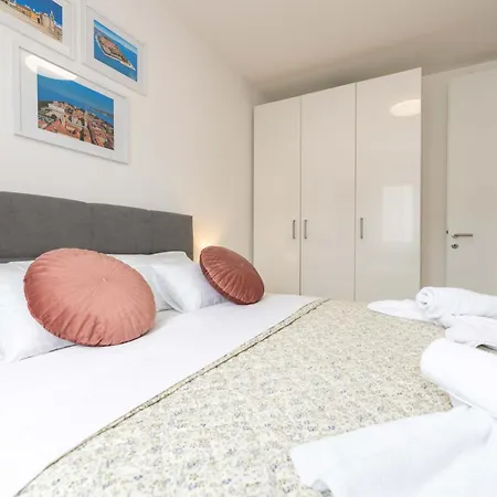 Apartamento Musulin With Balcony And Garage Zadar