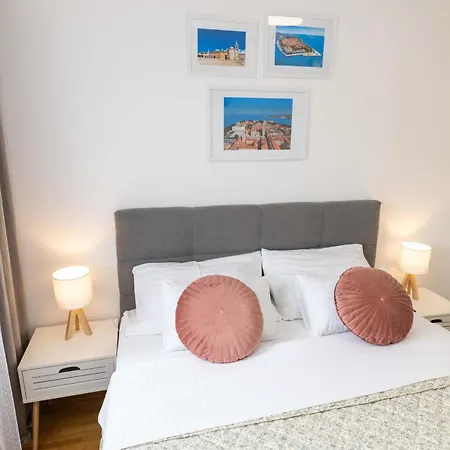 Apartamento Musulin With Balcony And Garage Zadar