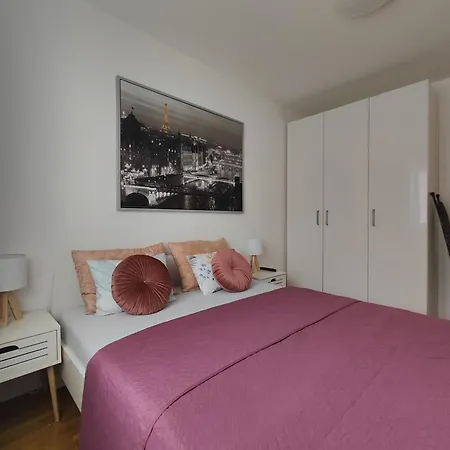 Musulin With Balcony And Garage Διαμέρισμα *