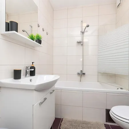 Appartement Musulin With Balcony And Garage