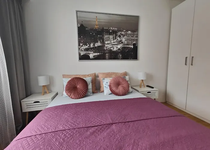 Musulin With Balcony And Garage *