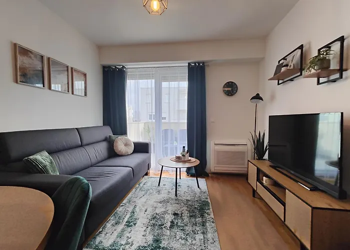 Musulin With Balcony And Garage * Ζαντάρ