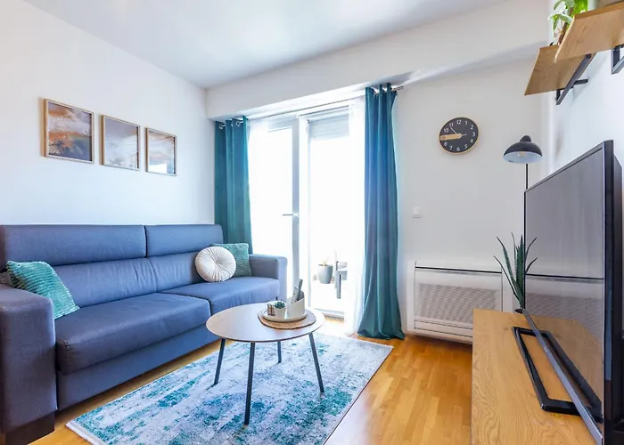 Διαμέρισμα Musulin With Balcony And Garage Ζαντάρ