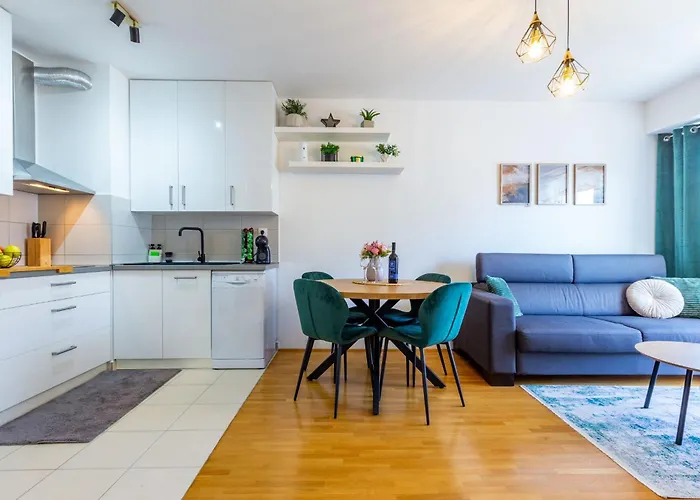 Διαμέρισμα Musulin With Balcony And Garage